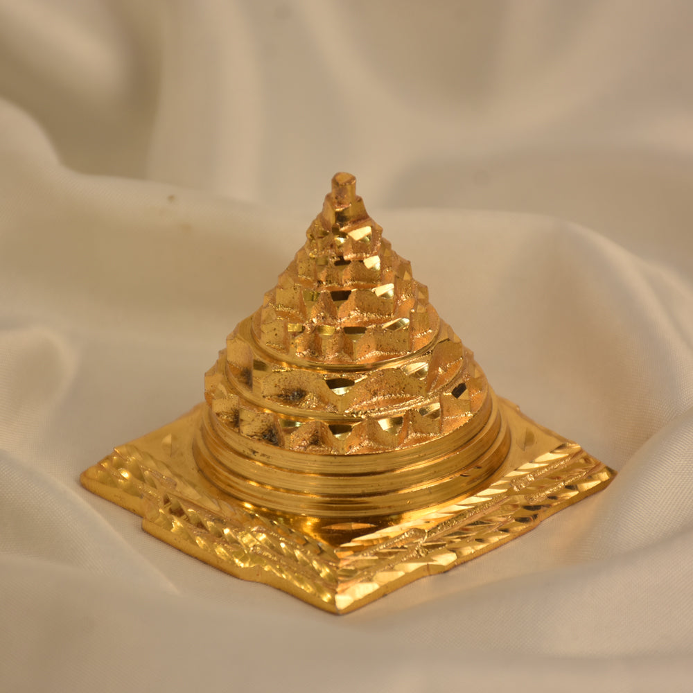 Brass Meru Shree Yantra – 2x2 Inch | Symbol of Wealth, Prosperity & Harmony